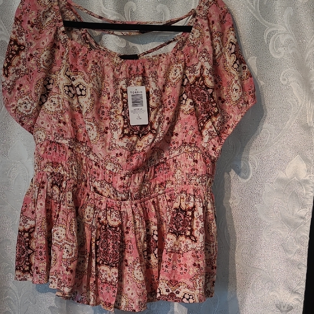 Multicolored Peplum Flutter Sleeve Blouse